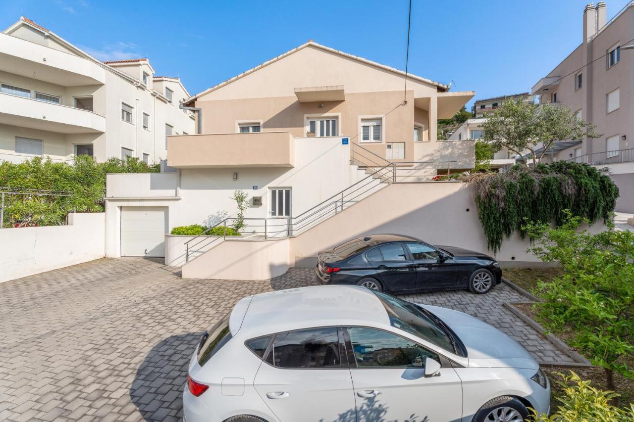 Apartments Dante Подстрана Екстер'єр фото