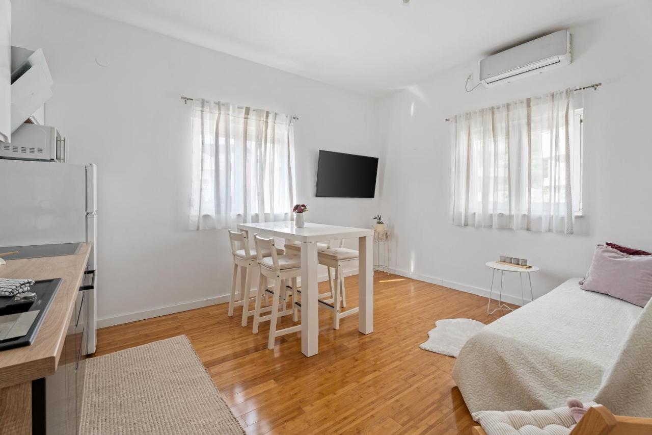 Apartments Dante Подстрана Екстер'єр фото
